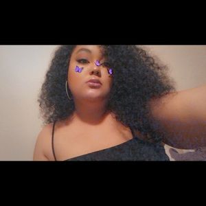 Meet your Posher, Alyssa